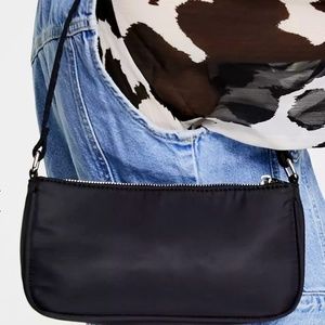 Slim 90s Shoulder Bag in Black Nylon
